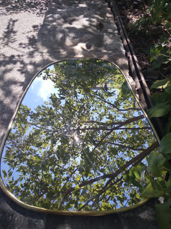 Miroir cuivre.