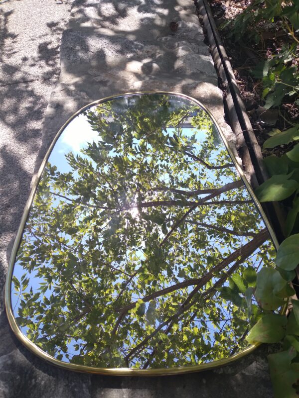 Miroir cuivre.