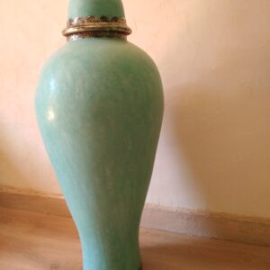 Photo d'une grande jarre bleu turquoise avec couvercle, martelé alliage argent poterie xxl.