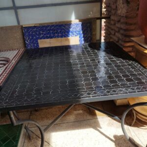 table fer forgé zelliges