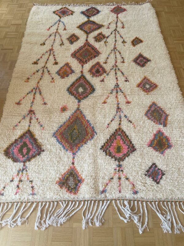 Tapis Azilal motif tribal 225 x 150