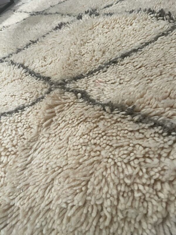 Tapis marocain Beni-Ouarain écru et losanges gris