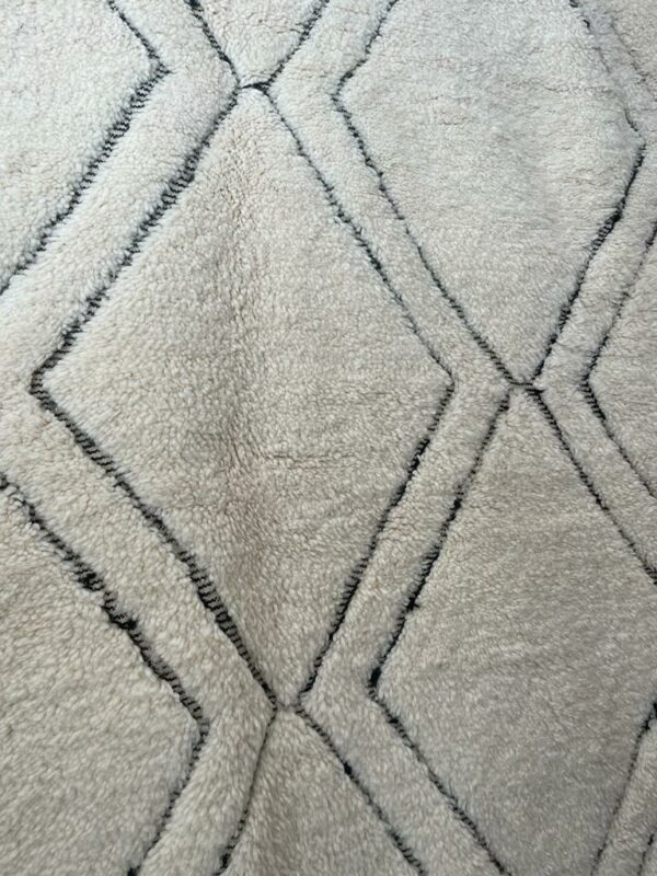 Tapis Beni-Ouarain 225 x 165 www.cely-zya.com