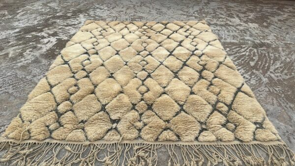 Photo d'un tapis Mrirt couleur caramel. tapis haut de gamme.