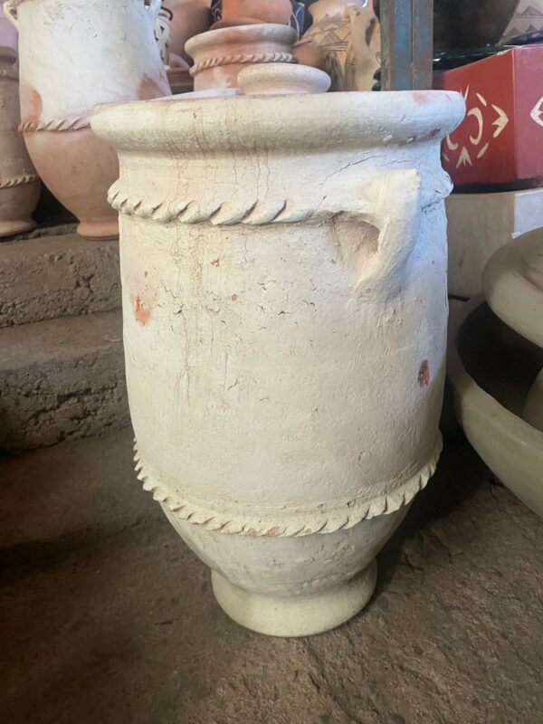 Poterie en terre cuite naturelle