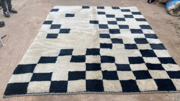 Tapis Mrirt motifs graphiques Classique chic.