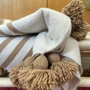 Plaid en coton rayer écru et beige.