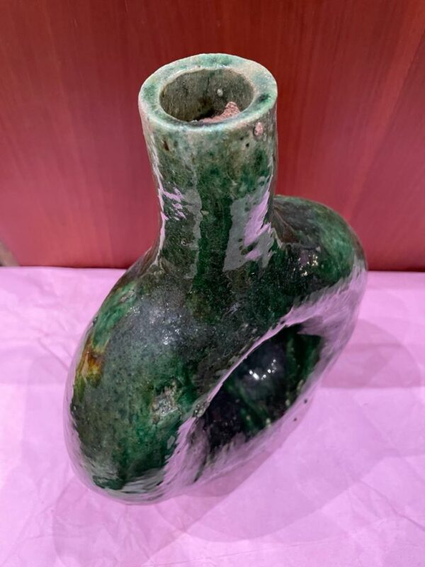 Photo d'un vase de Tamegroute soliflore.