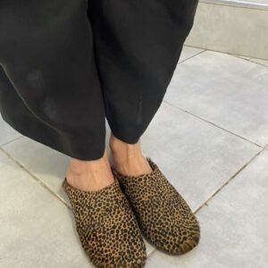 Babouche femme en cuir léopard.