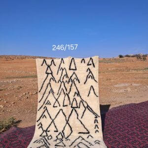 Tapis Azilal pure laine fait main.