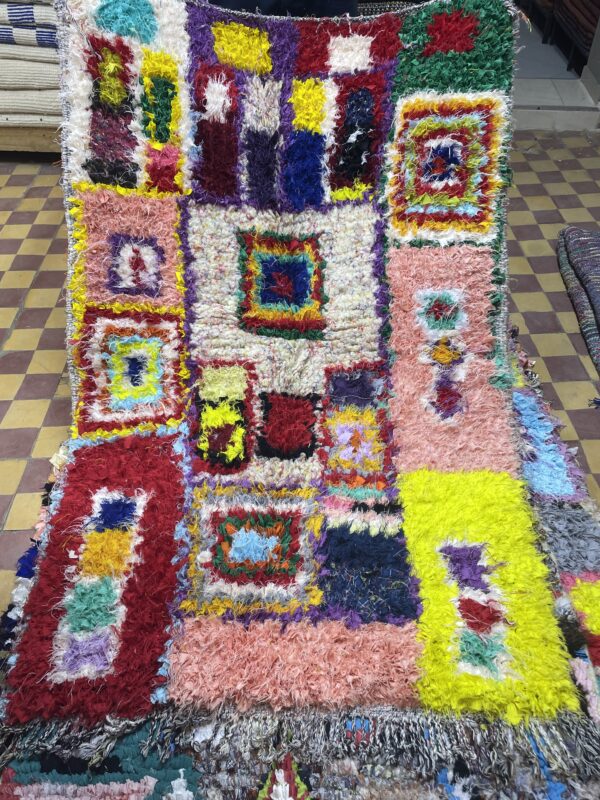 Tapis Boucherouite rose pale.
