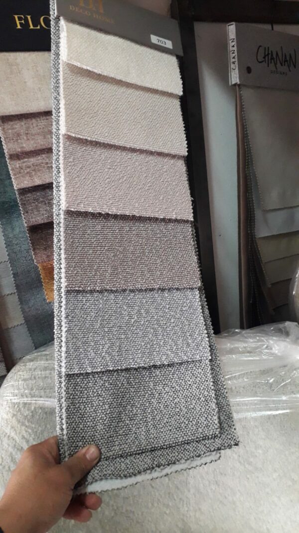 Couleurs et de tissus pour les fauteuils bouclette.