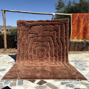 Tapis Mrirt fait main.