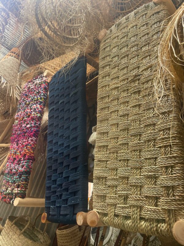 Banc en corde et bois Artisanat marocain.
