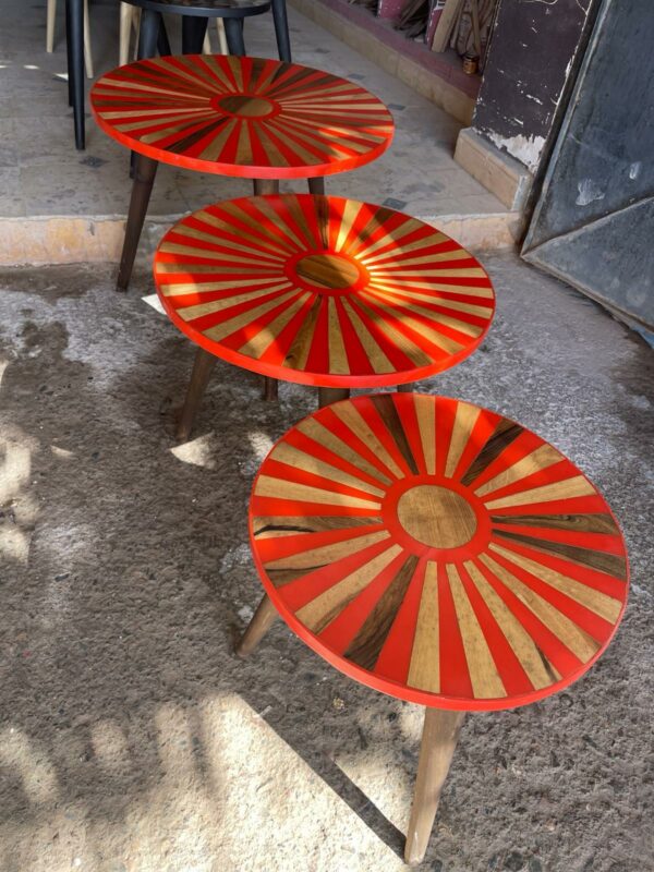 Table gigogne plateau soleil, artisanat marocain.