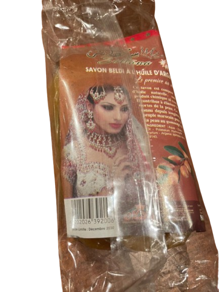 Savon noir (1) Savon noir a base d'huile d'argan.