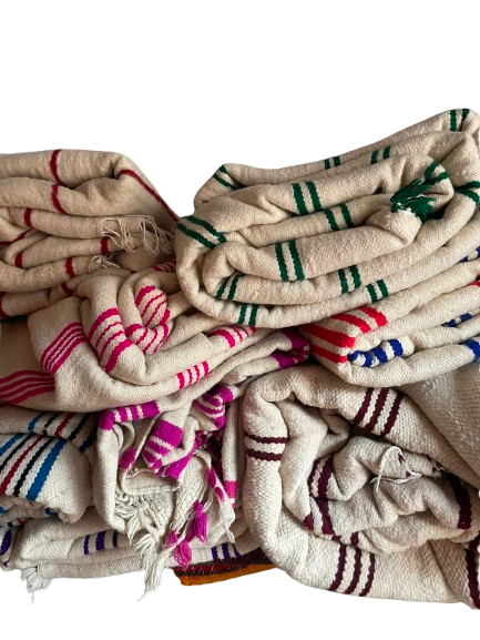 tissu_pour_pouf_berbere-removebg-preview tissus pour pouf berbère artisanal